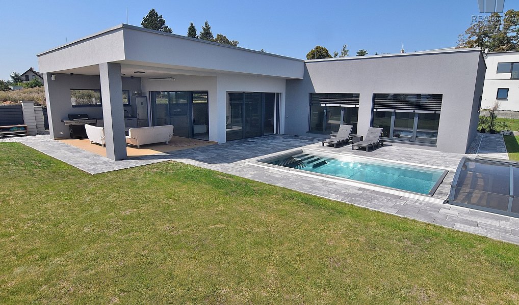 Prodej domu 134 m² s pozemkem 747 m², Krupka – náhled fotky 2