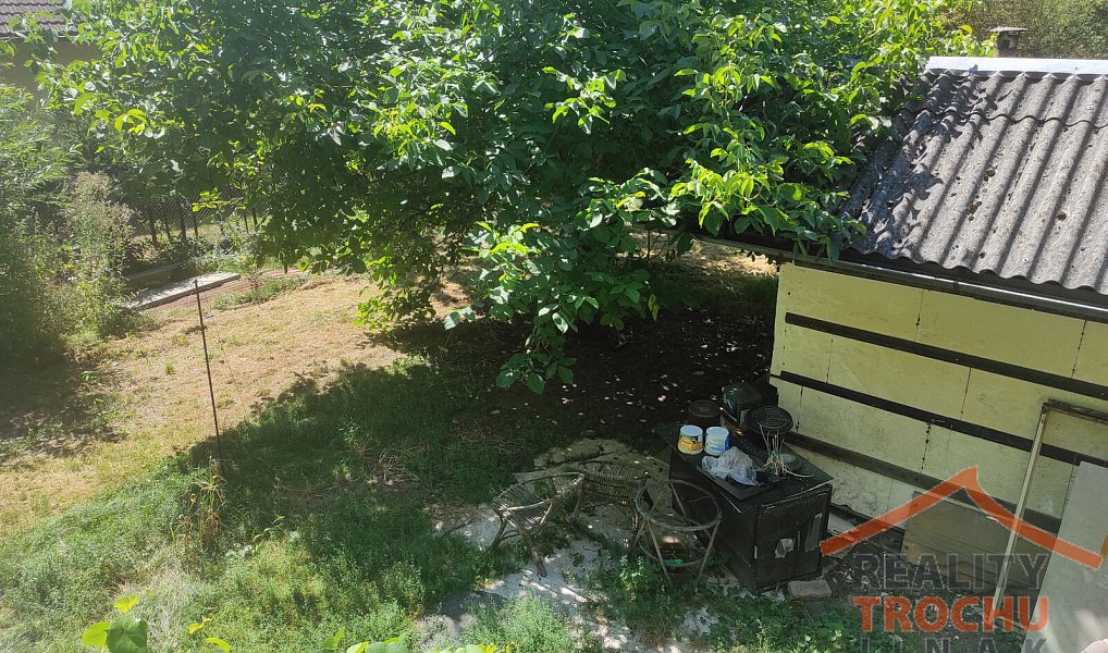 Prodej stavebního pozemku 1 623 m², Přestavlky – náhled fotky 2