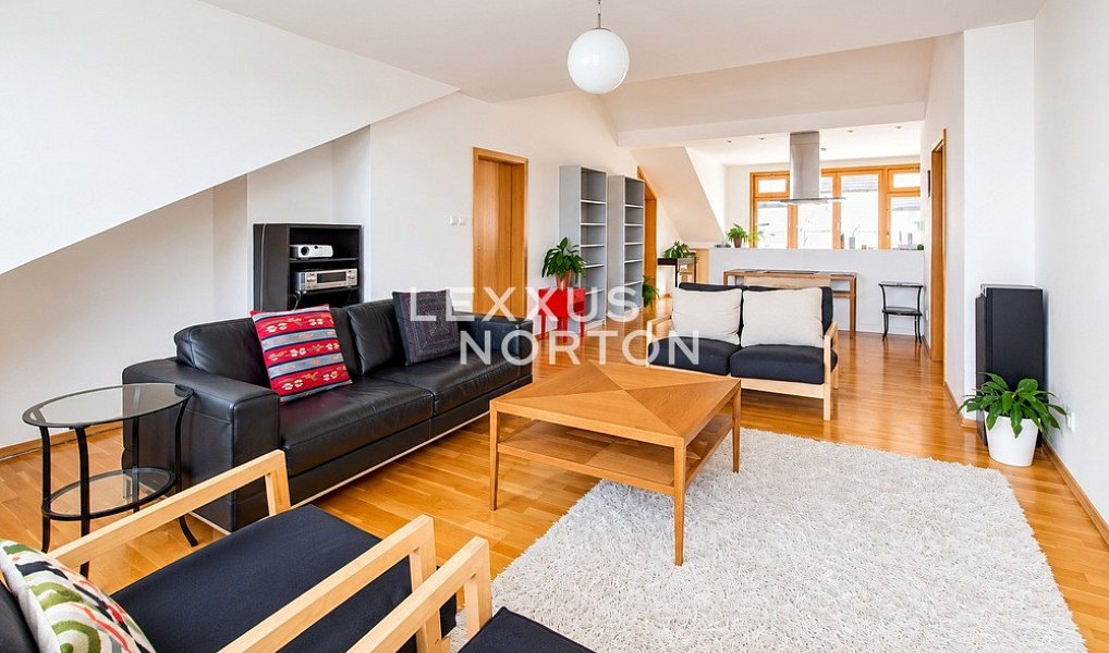 Pronájem bytu 4+kk 153 m², Praha – náhled fotky 2