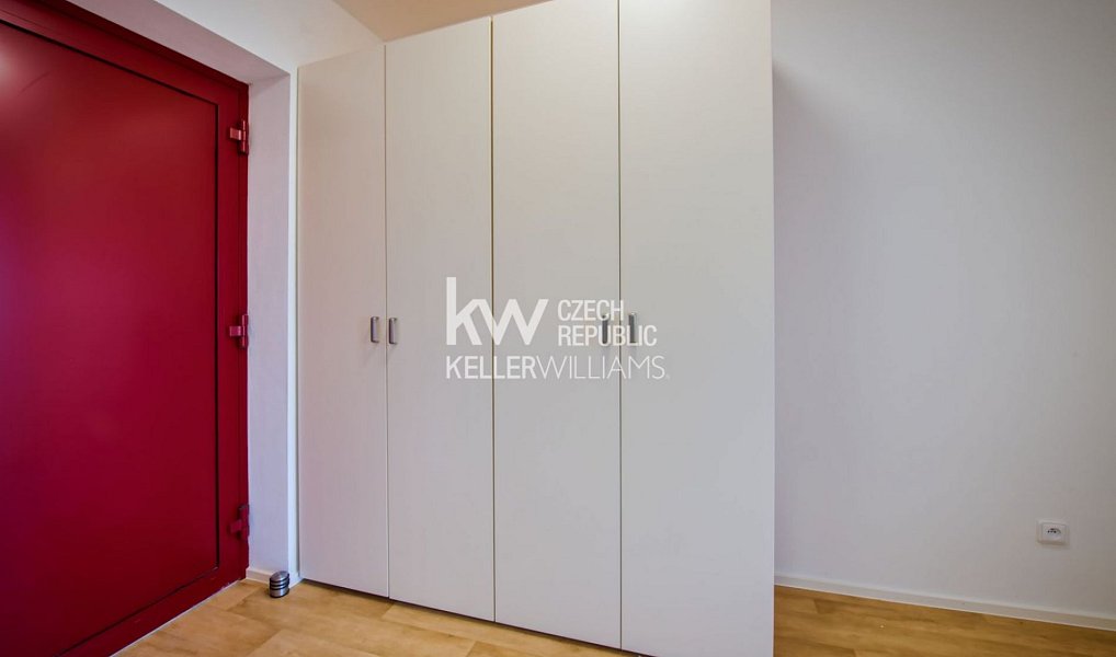 Pronájem bytu 1+kk 32 m², Bernartice – náhled fotky 6