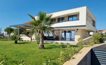 Prodej domu 250 m² s pozemkem 600 m², Privlaka, Chorvatsko