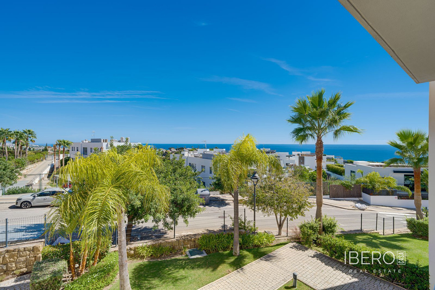 Piso 3+kk – Marbella, Urbanización Marbesa - Más