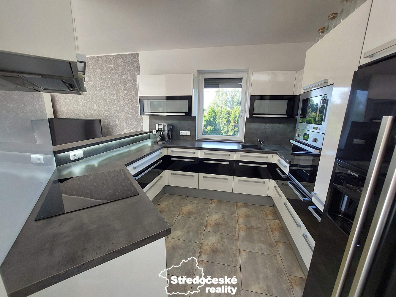 Prodej domu 132 m² s pozemkem 1 117 m² – fotografie 4