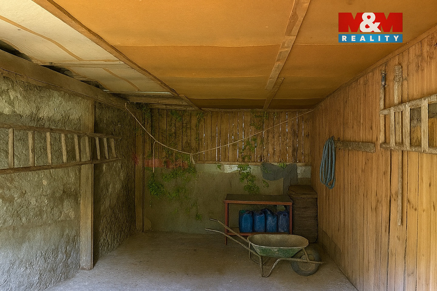 Prodej domu 240 m² s pozemkem 2 400 m² – fotografie 3