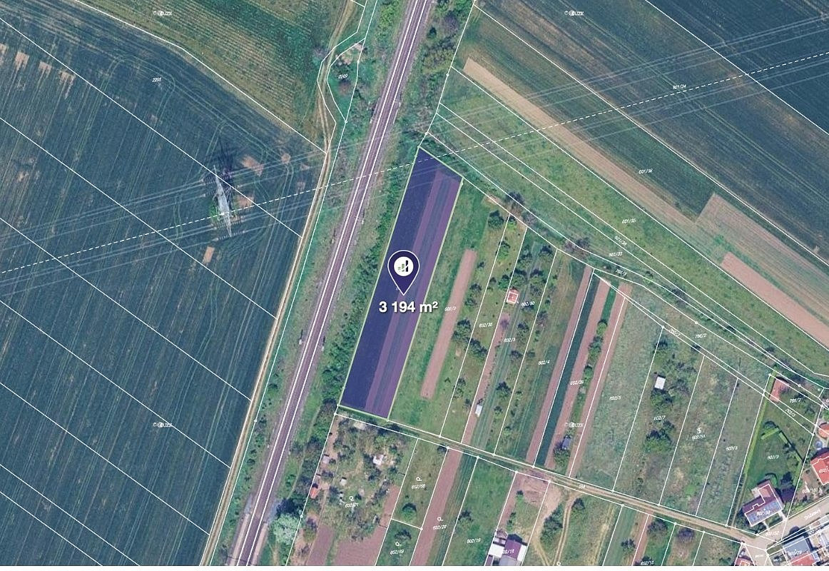 Prodej pole 1 065 m²
