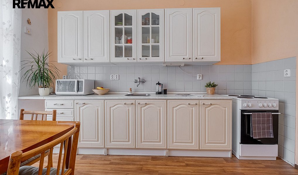 Prodej domu 200 m² s pozemkem 1 223 m², Kozárovice – náhled fotky 4