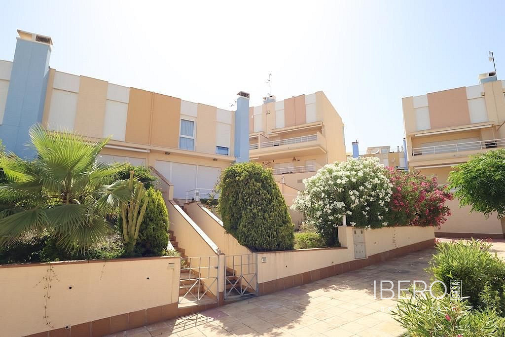 Prodej domu 164 m² s pozemkem 150 m² - Vista 2