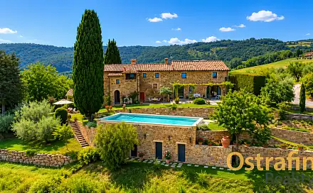 Prodej domu 638 m² s pozemkem 6 000 m², Volterra, Itálie