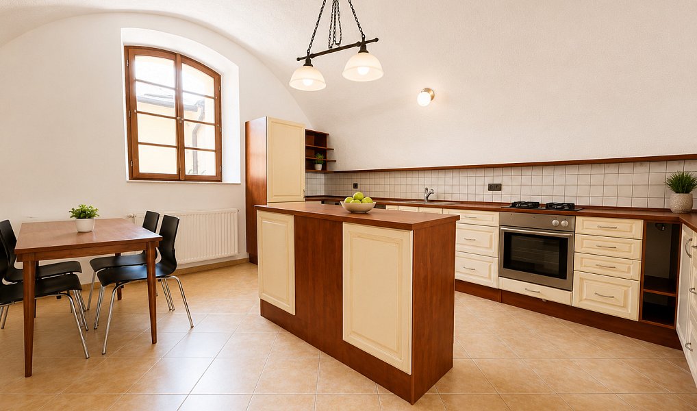 Pronájem bytu 2+kk 79 m², Kolín – náhled fotky 4