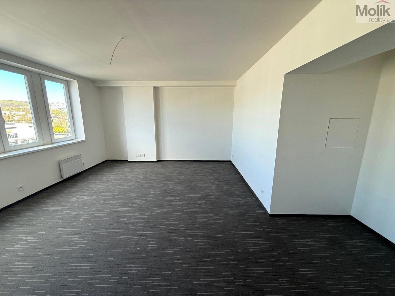 Pronájem bytu 1+kk 34 m² – fotografie 4