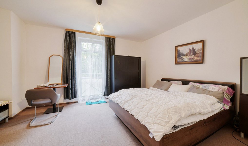 Prodej ubytovacího objektu 899 m², Mariánské Lázně – náhled fotky 8