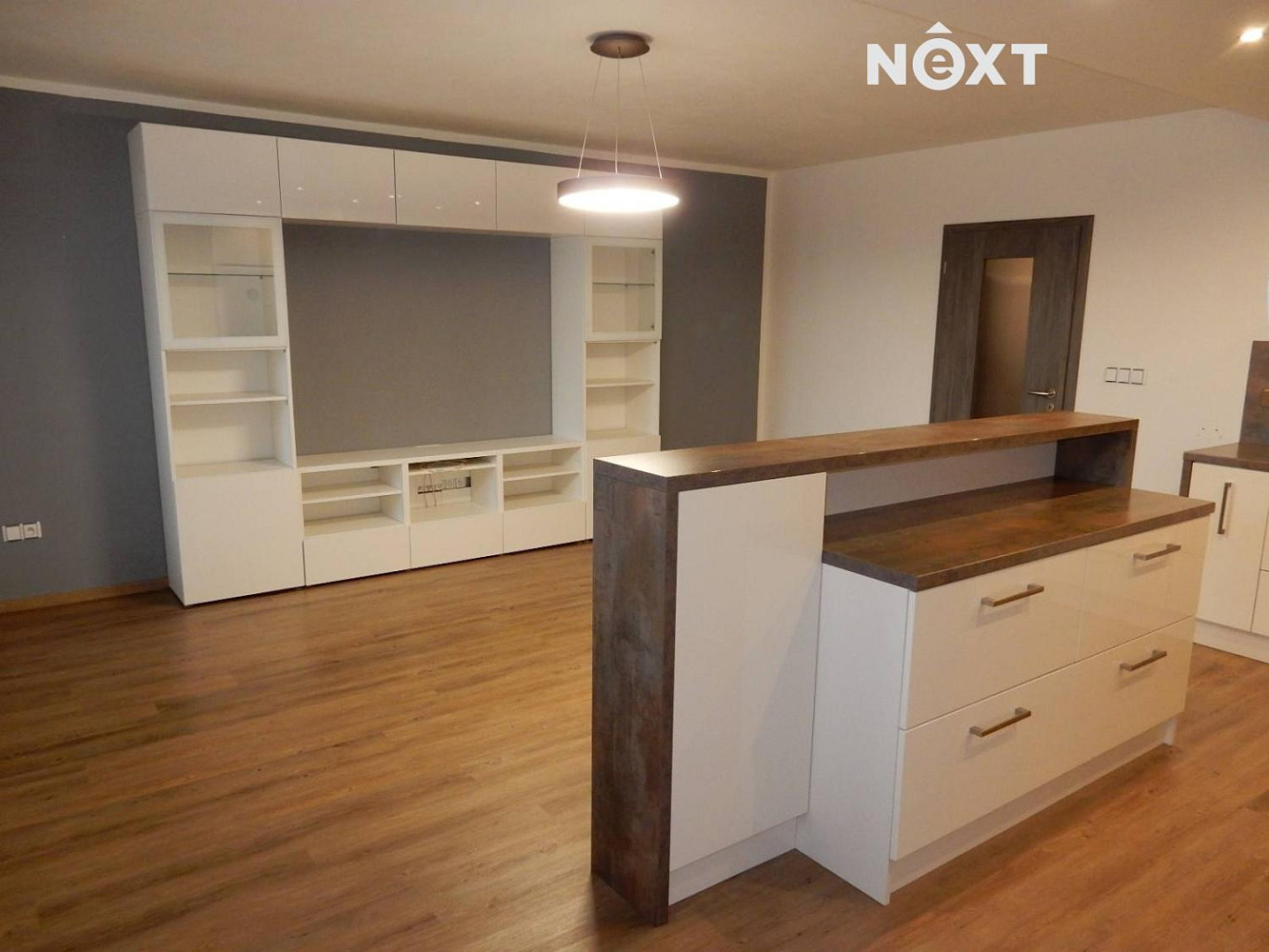 Pronájem bytu 3+kk 72 m² — photo 3