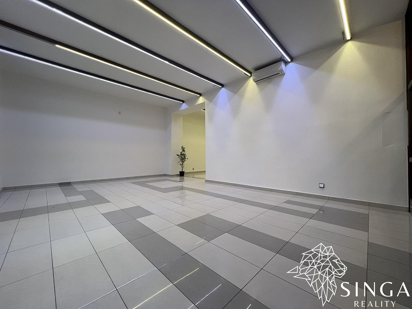 Pronájem obchodních prostor 55 m² — photo 4