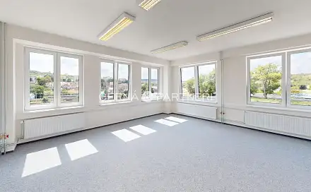Pronájem kanceláře 306 m², Obrnice, okres Most