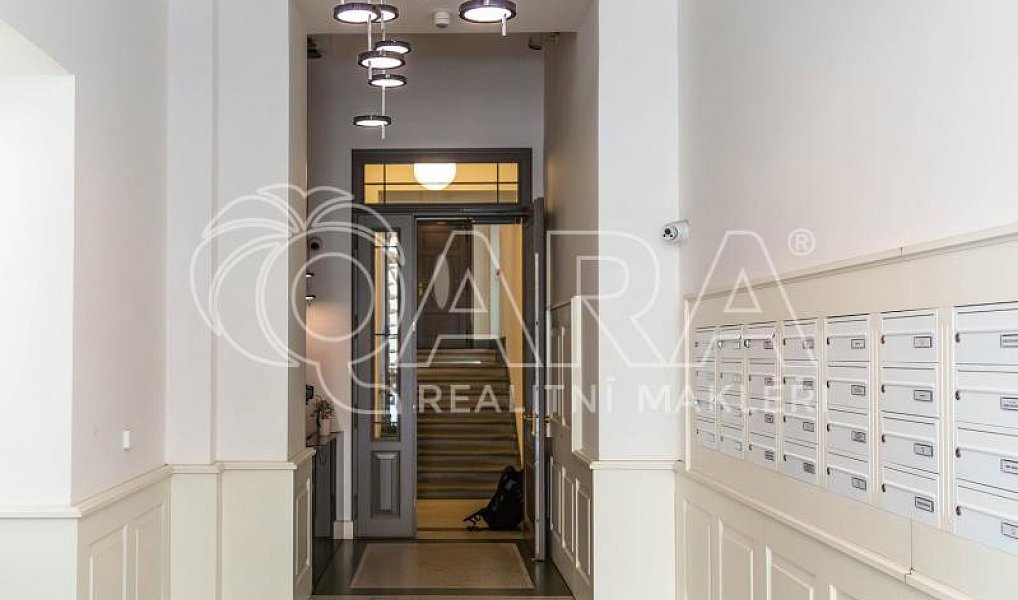 Prodej bytu 1+kk 61 m², Praha – náhled fotky 23