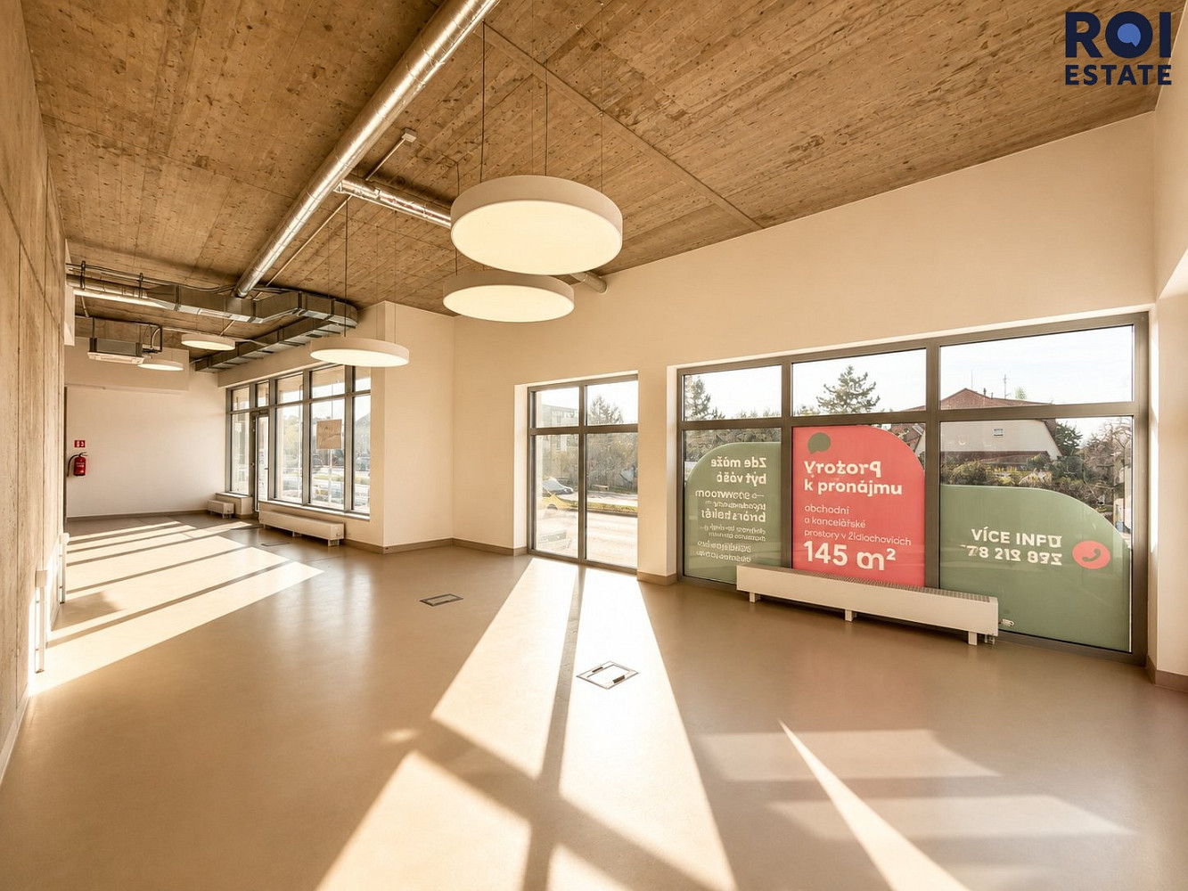 Pronájem obchodních prostor 145 m² – fotografie 3