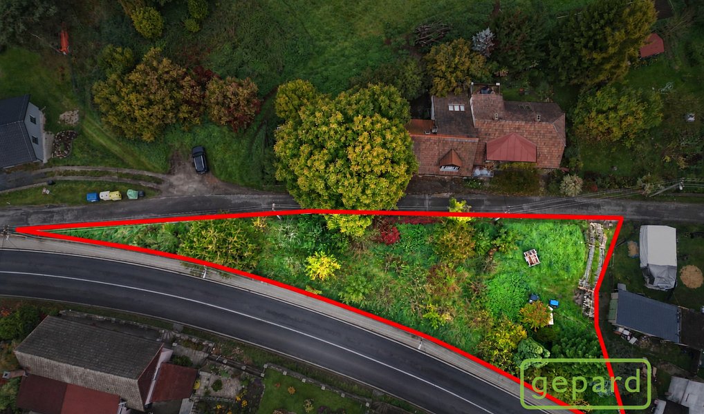 Prodej stavebního pozemku 1 055 m², Horní Police – náhled fotky 2