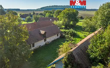 Prodej domu 95 m² s pozemkem 5 642 m², Křinec - Bošín, okres Nymburk