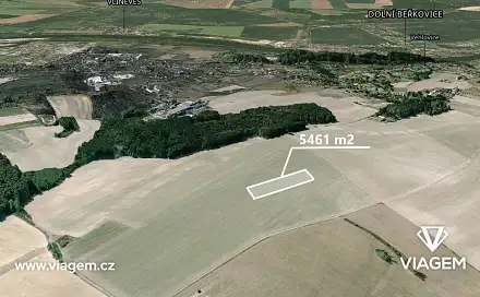 Prodej pole 2 730 m², Mělník