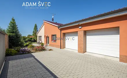 Prodej domu 359 m² s pozemkem 2 576 m², Hradčany-Kobeřice - Kobeřice, okres Prostějov