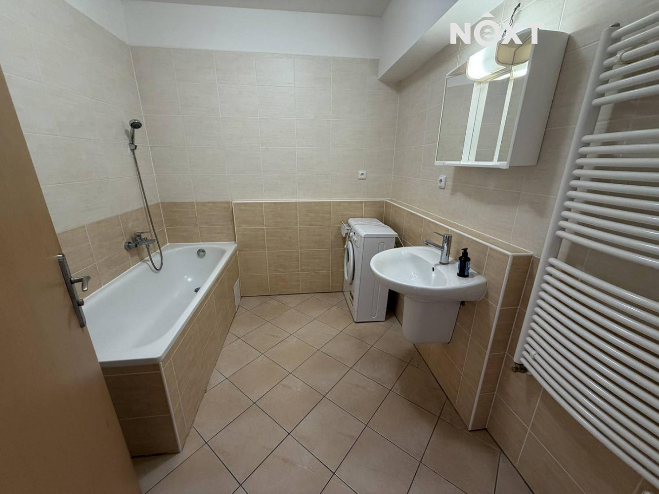 Pronájem bytu 1+kk 36 m² – fotografie 4