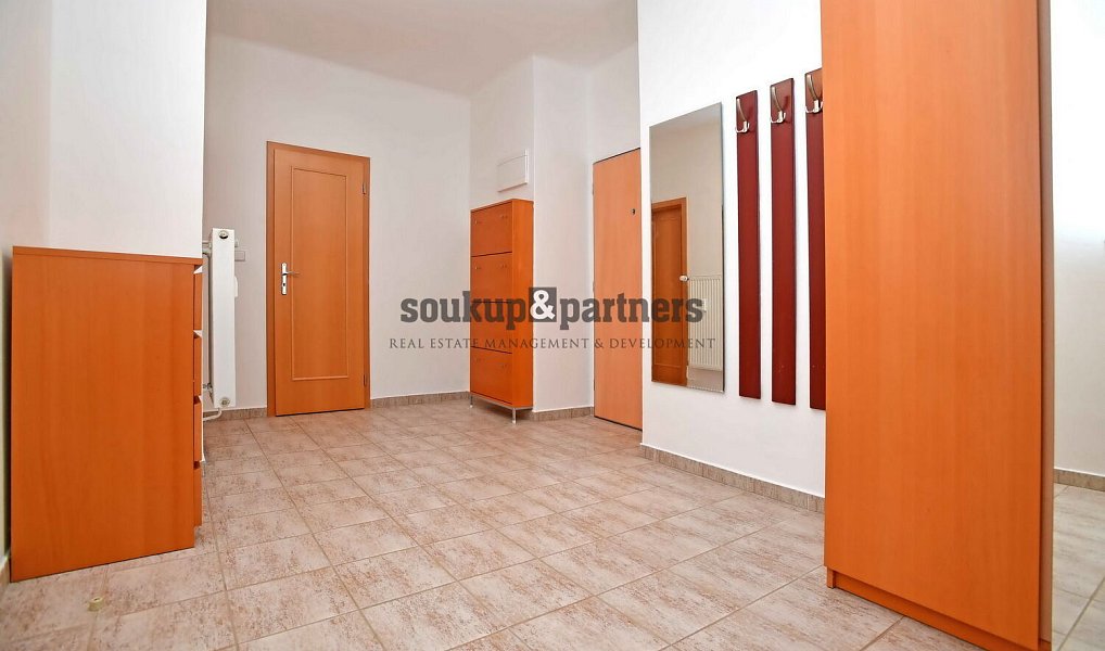 Pronájem bytu 3+1 98 m², Praha – náhled fotky 12