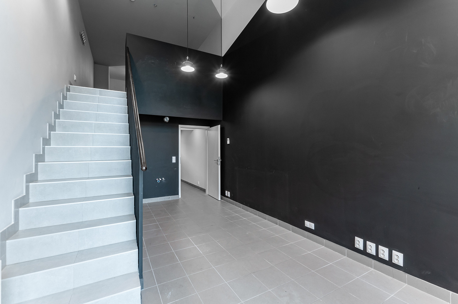 Pronájem obchodních prostor 54 m² — photo 5