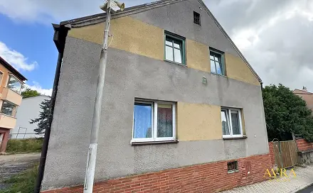 Prodej domu 160 m² s pozemkem 1 613 m², Teplá, okres Cheb