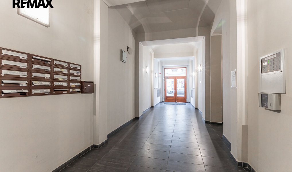 Prodej bytu 3+kk 78 m², Praha – náhled fotky 16