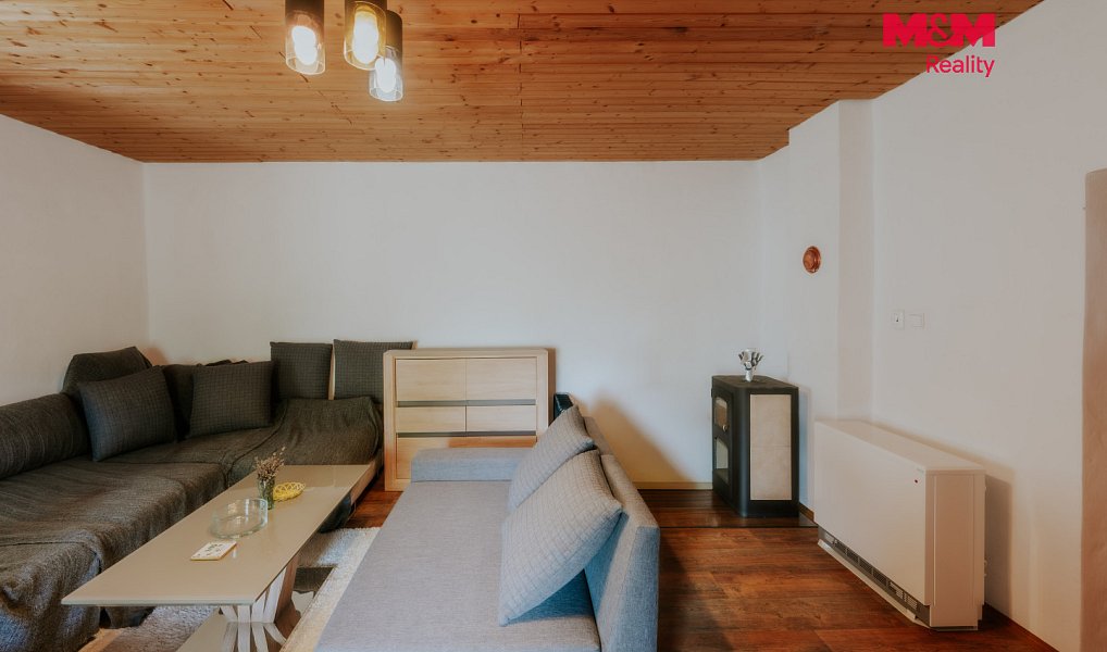 Prodej domu 250 m² s pozemkem 875 m², Kadov – náhled fotky 18