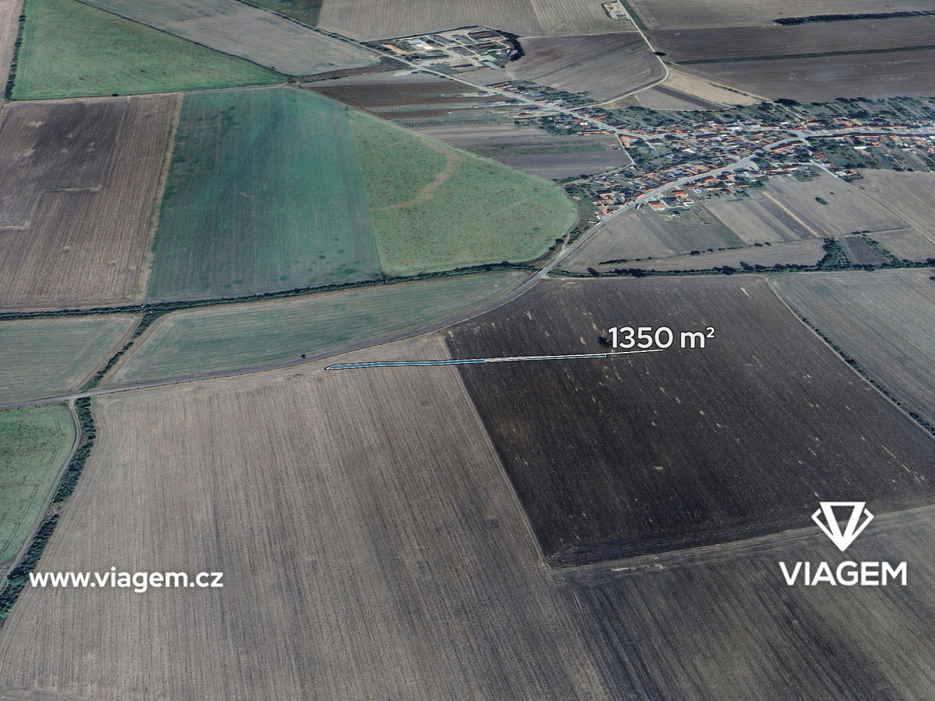 Prodej pole 1 350 m²