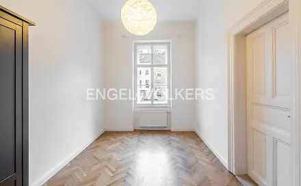 Pronájem bytu 1+1 35 m², Plzeňská, Praha 5 - Smíchov