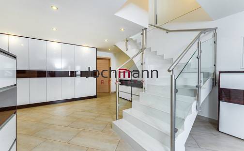 Prodej domu 205 m² s pozemkem 204 m², Voleníkova, Praha 5 - Stodůlky