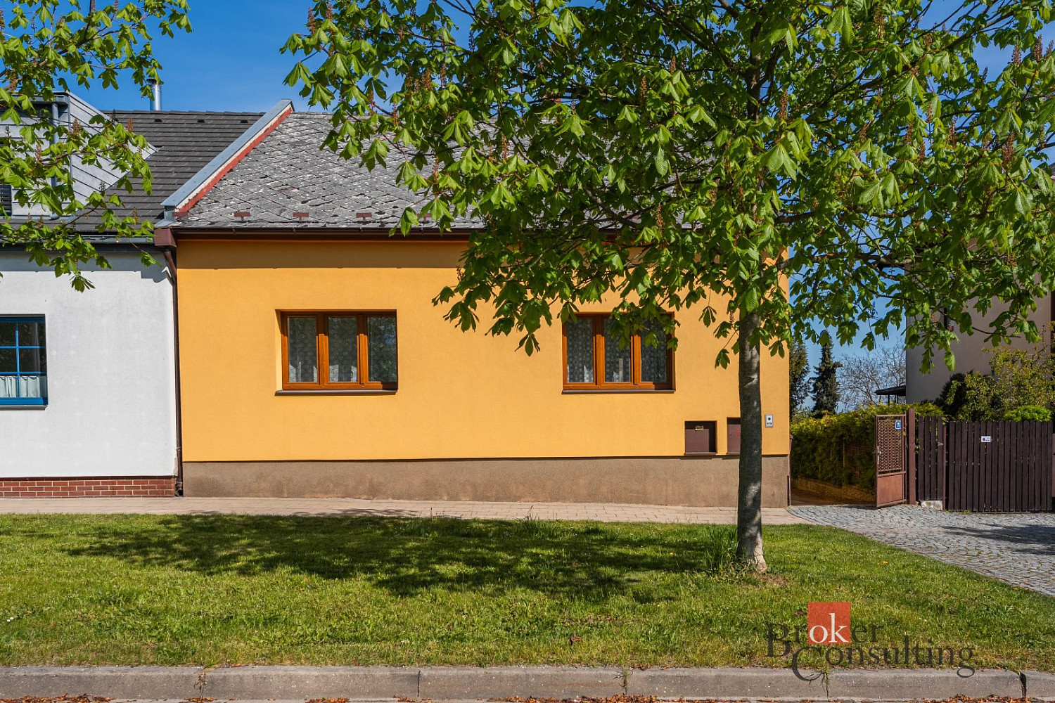 Prodej domu 300 m² s pozemkem 628 m²