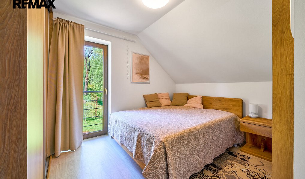Prodej domu 114 m² s pozemkem 1 305 m², Chotěvice – náhled fotky 18