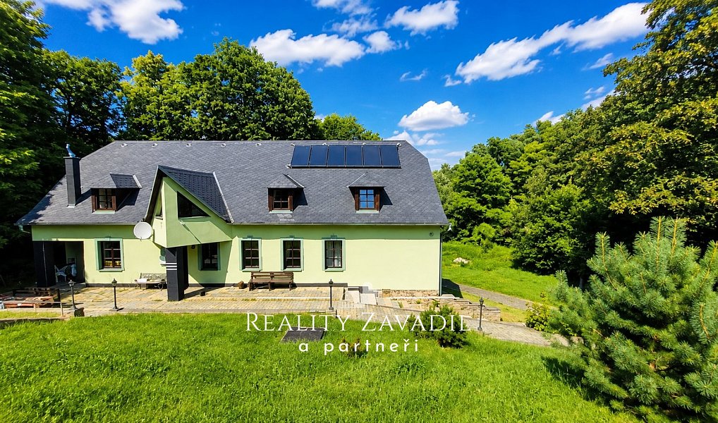 Prodej ubytovacího objektu 322 m², Vysoká – náhled fotky 17