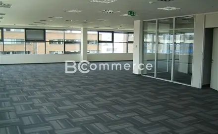 Pronájem kanceláře 872 m²