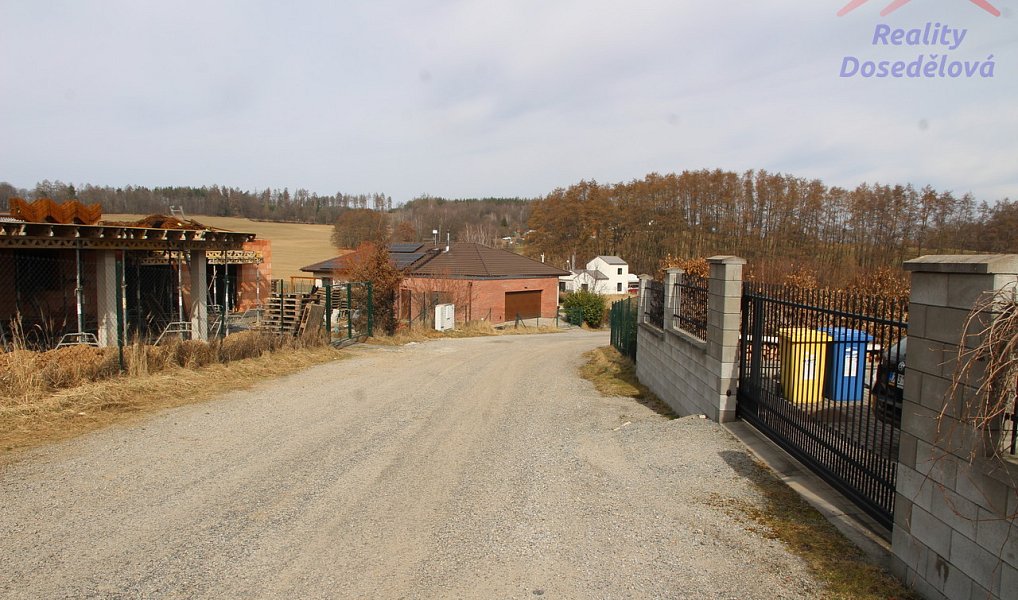 Prodej stavebního pozemku 1 255 m², Pyšely – náhled fotky 8