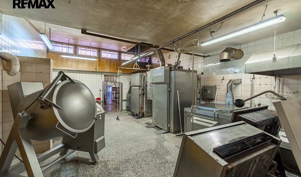 Prodej domu 1 263 m² s pozemkem 678 m², Brno – náhled fotky 9