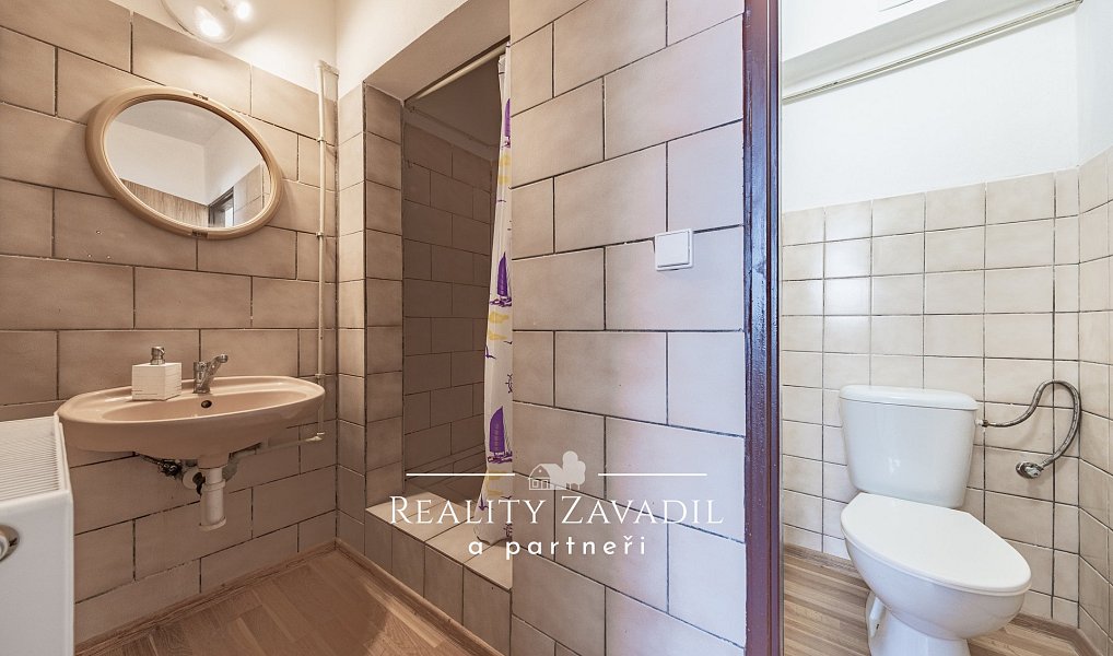 Prodej výrobních prostor 940 m², Koleč – náhled fotky 33