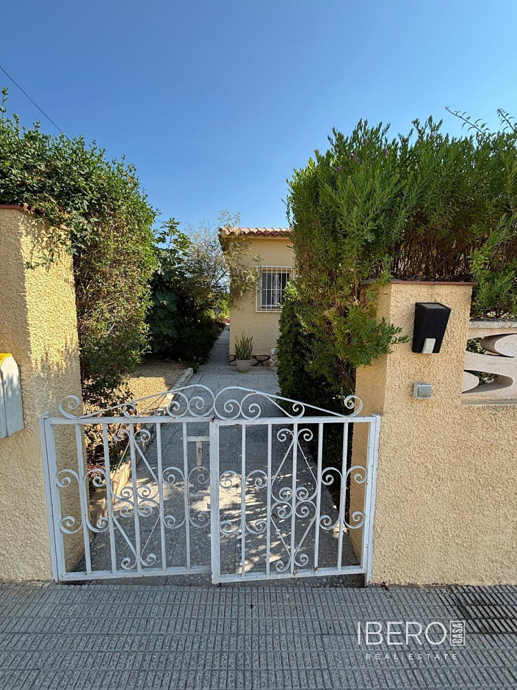 Prodej domu 295 m² s pozemkem 295 m²