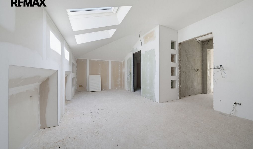 Prodej ubytovacího objektu 1 500 m², Karlovy Vary – náhled fotky 27