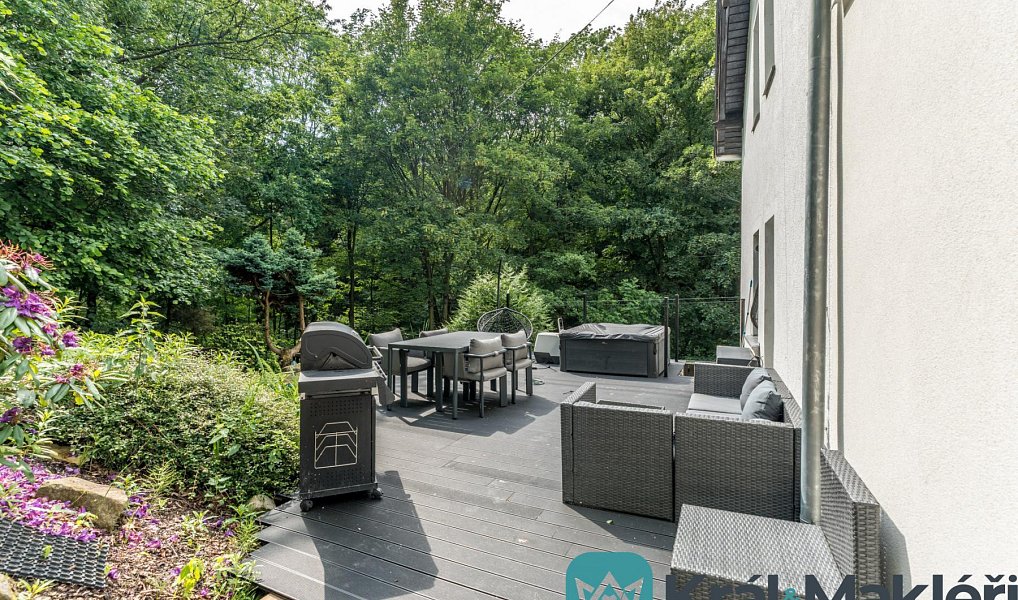 Prodej domu 266 m² s pozemkem 1 373 m², Chuderov – náhled fotky 18