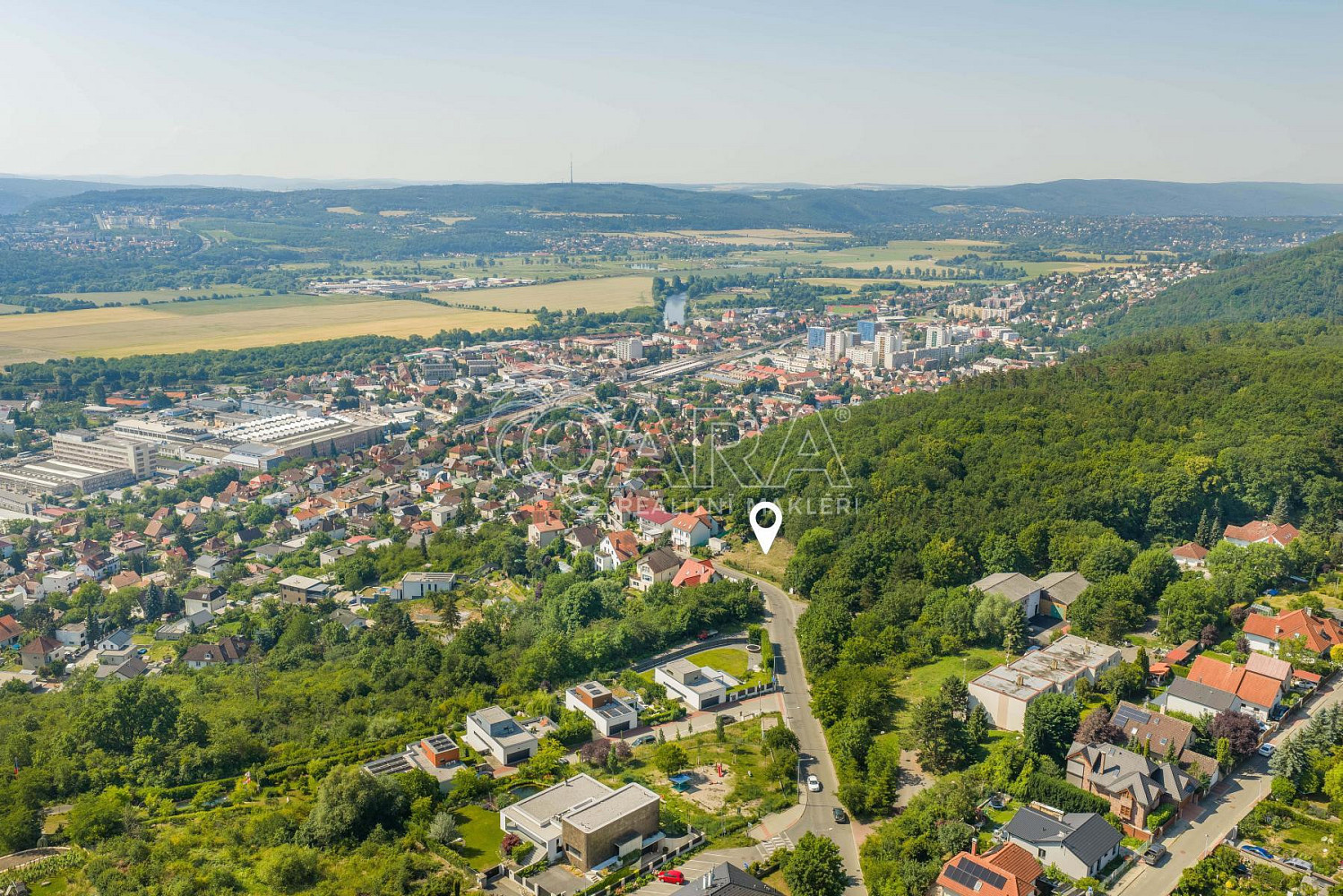Prodej stavebního pozemku 947 m² – fotografie 3