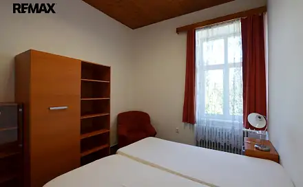 Pronájem pokoje 20 m², Husovo nám., Tábor