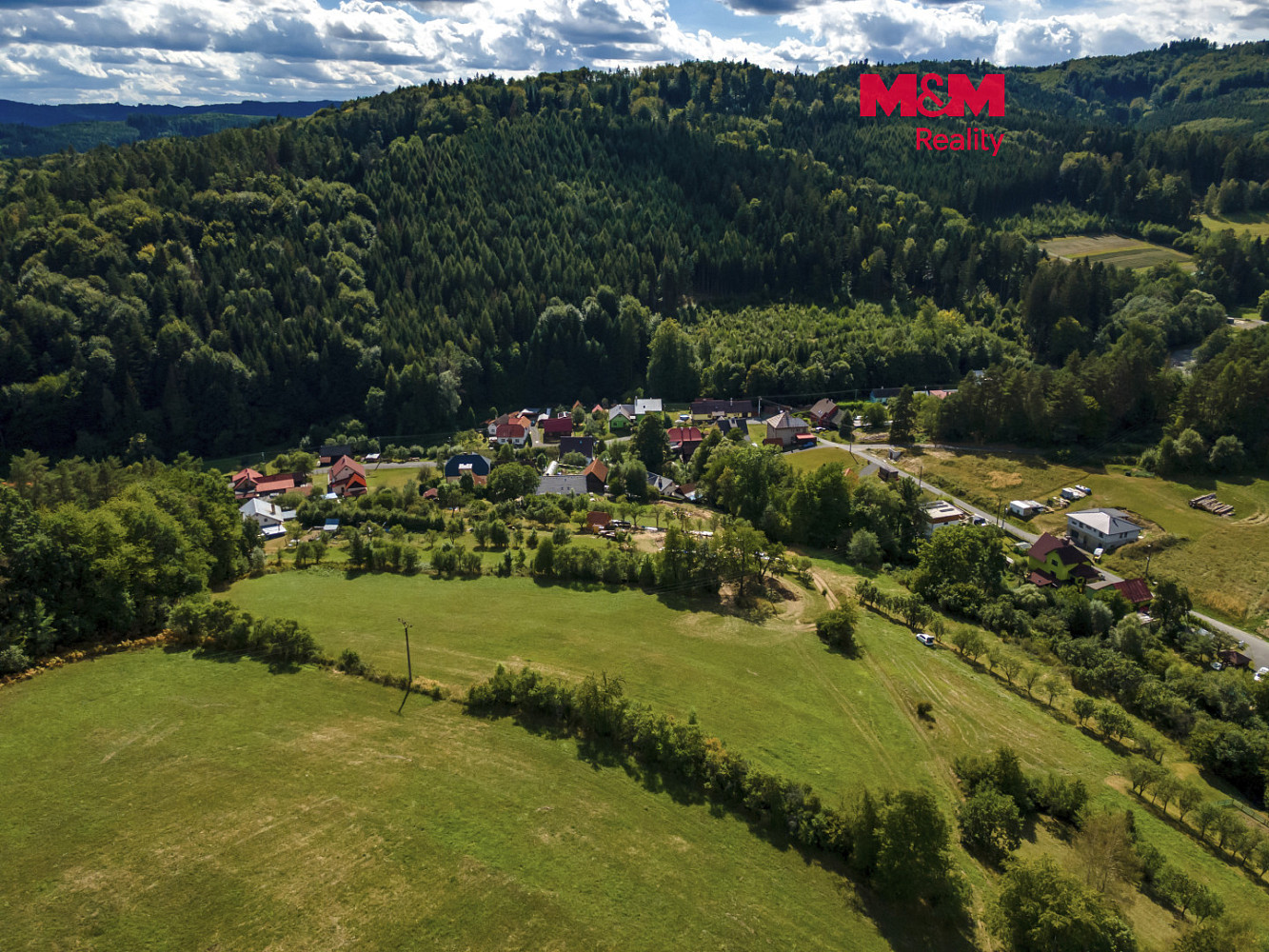 Prodej stavebního pozemku 3 809 m²