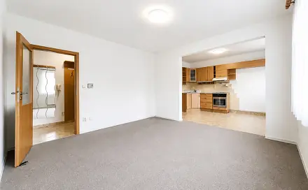 Pronájem bytu 1+kk 37 m², Dandova, Praha 9 - Horní Počernice