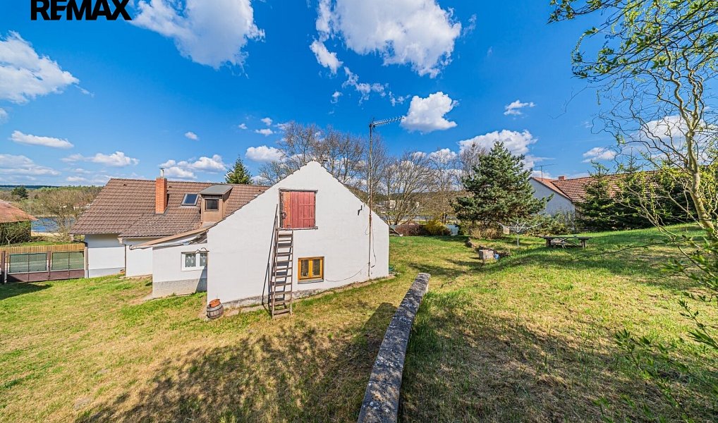 Prodej domu 363 m² s pozemkem 1 345 m², Kamýk nad Vltavou – náhled fotky 6