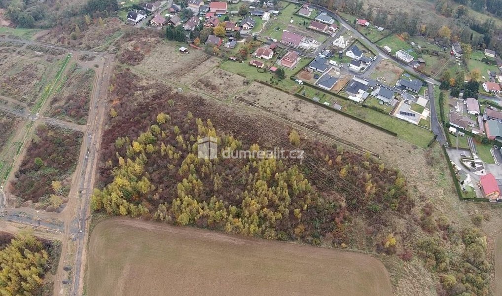 Prodej stavebního pozemku 1 659 m², Ostrov – náhled fotky 15