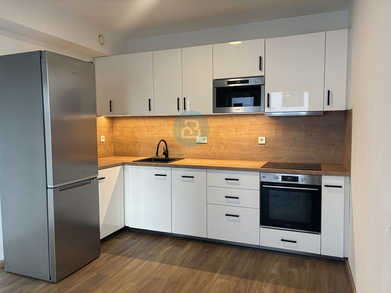 Pronájem bytu 2+kk 51 m² – fotografie 4